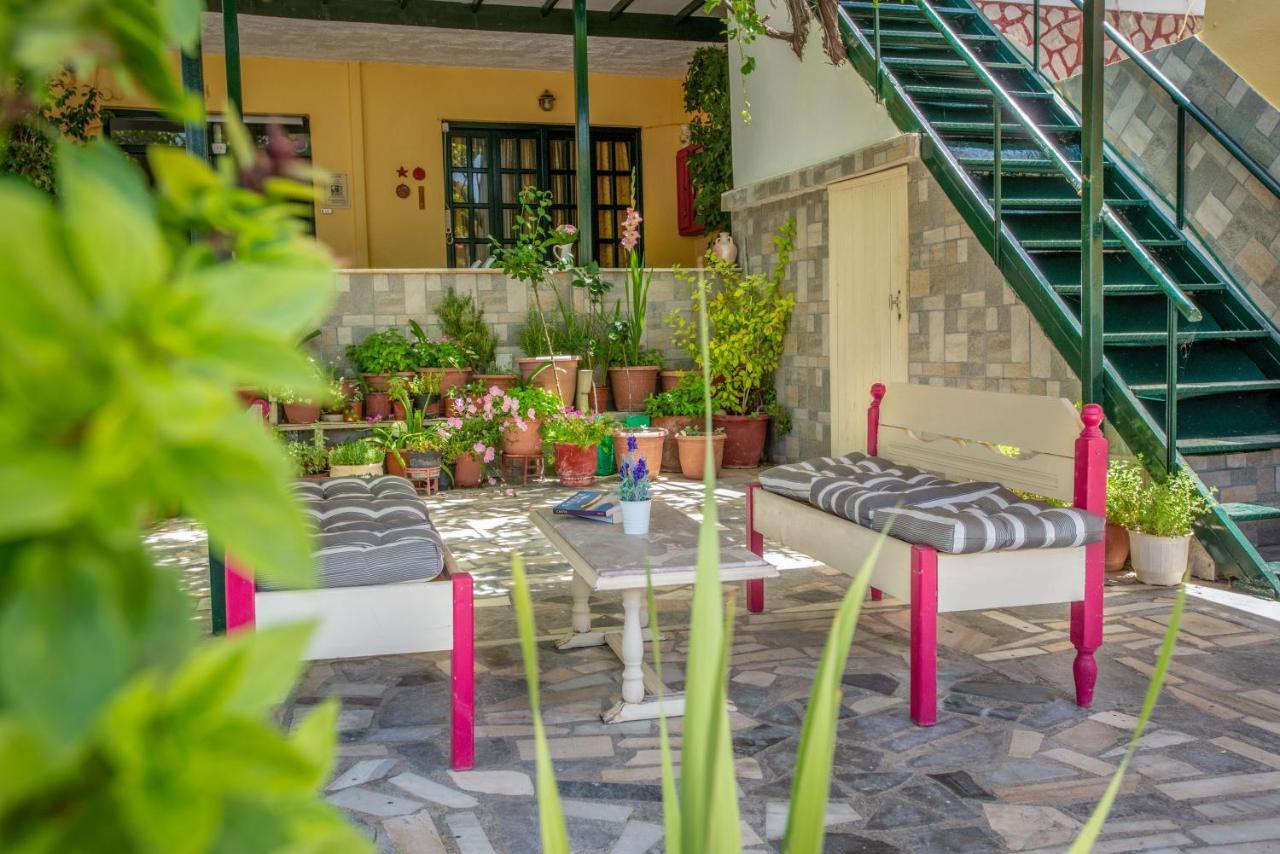 Galini Apartments Ideal For Family Near The Beach Kalamaki  Bagian luar foto